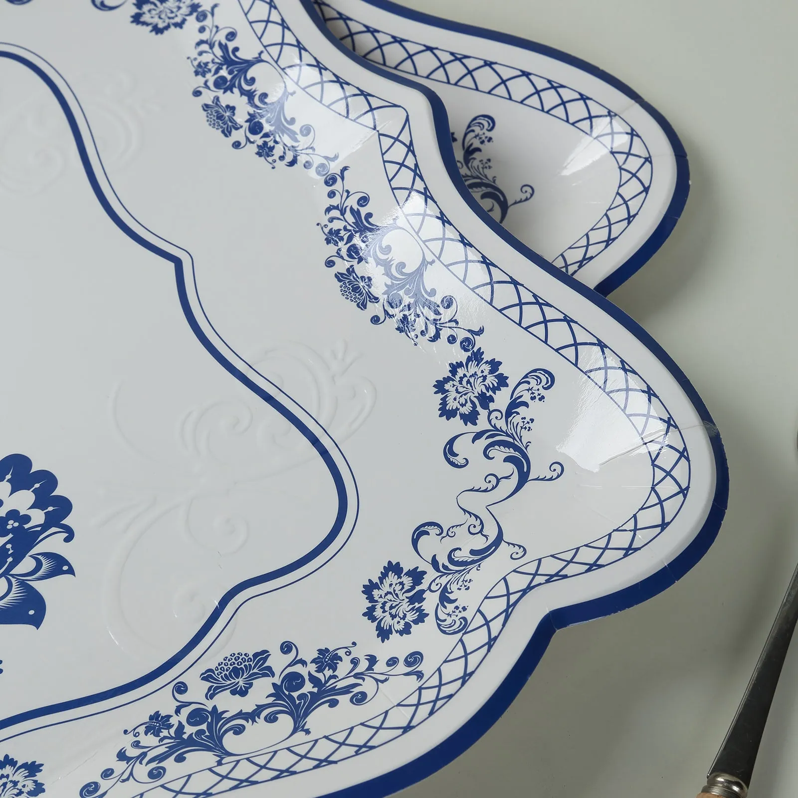 10 Pack White Blue Disposable Serving Trays with French Toile Pattern, Heavy Duty 400 GSM Paper Rectangular Party Platters 14"x10"